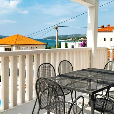 Calma トロギール